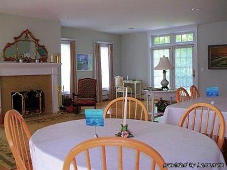 Shearwater Inn East Quogue Restaurace fotografie